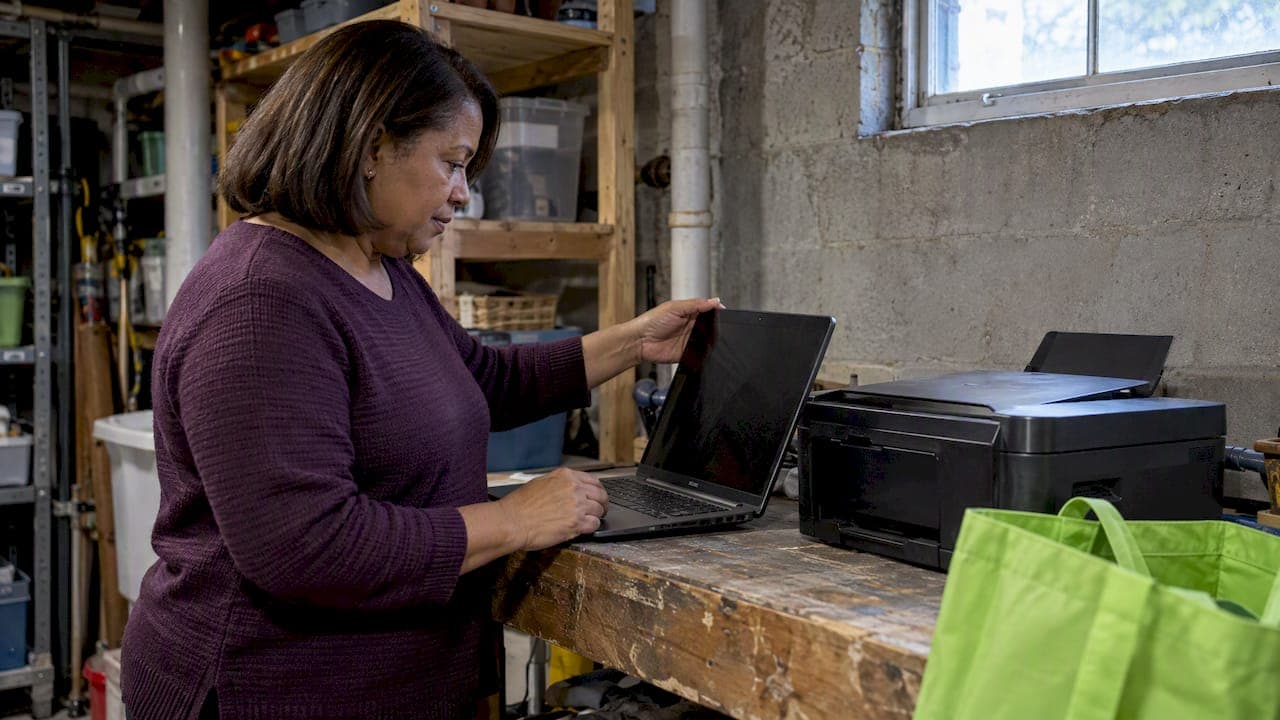 Electronics Recycling in New Hampshire: Rules, Fees and Drop-Off Options